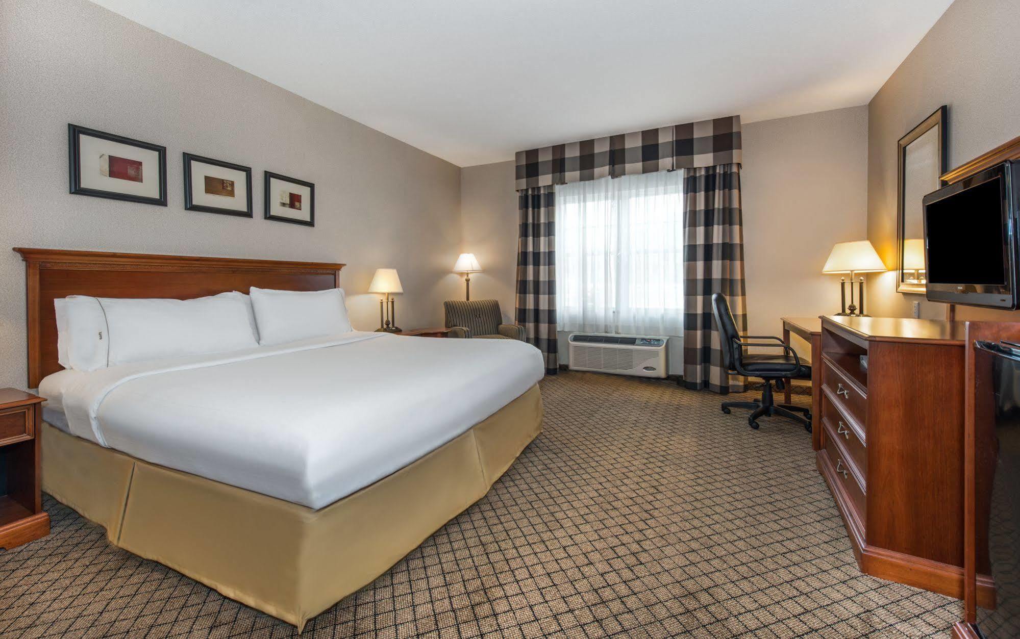 Holiday Inn Express Hotel & Suites Hampton South-Seabrook, An Ihg Hotel Екстер'єр фото